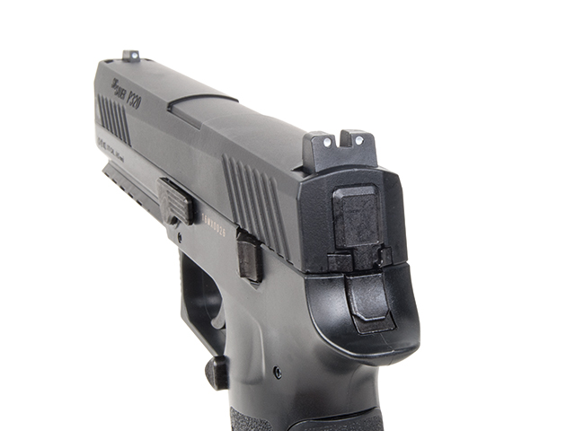 SigSauer P320 Co2, Blowback´, 4,5mm 120mtr./sek, 30 Schuss, BBs+ Diabolo 