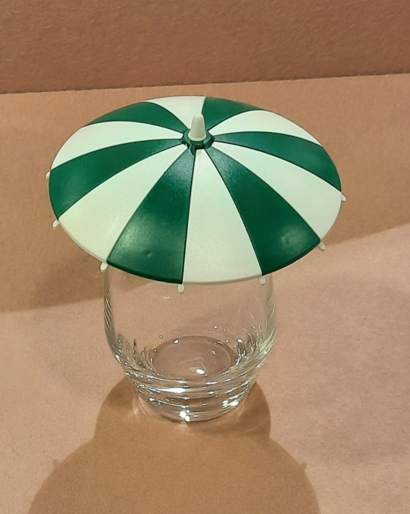 Trinkhalm Deckel grün/weiß passend für Gläser bis  zu Ø 11,5 cm verschließbares Loch für Trinkhalme